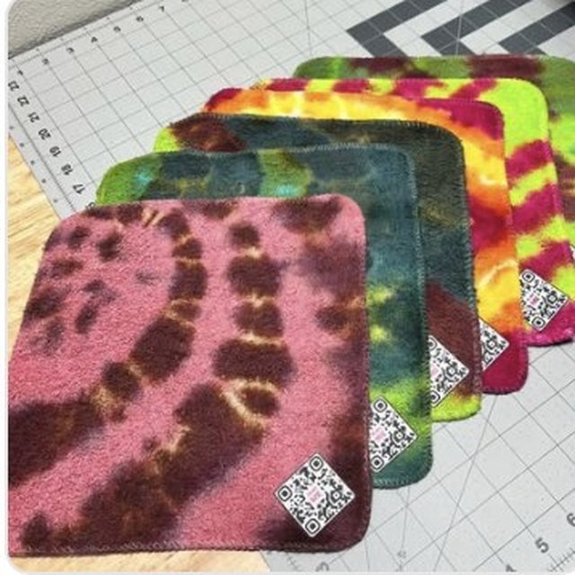 Tie-dye holographic square stickers